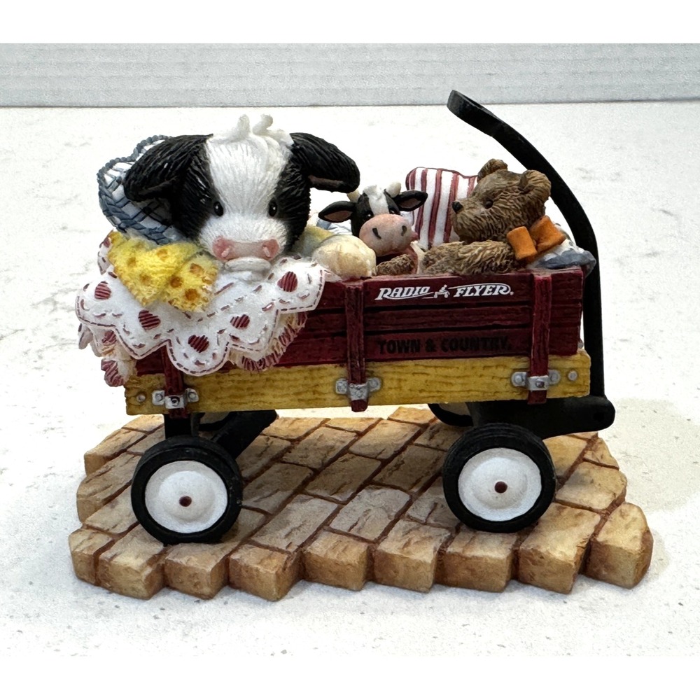 Enesco Mary's Moo Moos Cud-N't Be Any Cozier Radio Flyer Wagon Cow Figurine